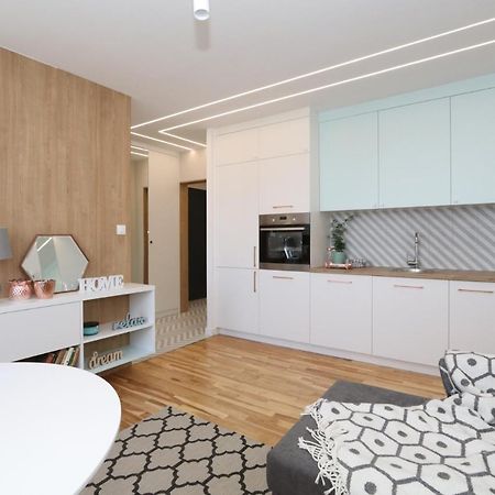 Romaszewskiego Zoliborz Bedroom Pokoj Metro Warschau Exterior foto