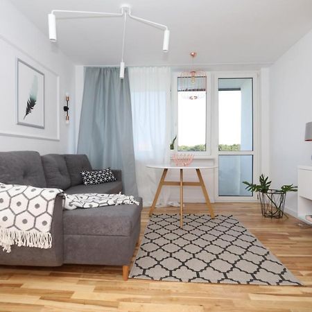 Romaszewskiego Zoliborz Bedroom Pokoj Metro Warschau Exterior foto
