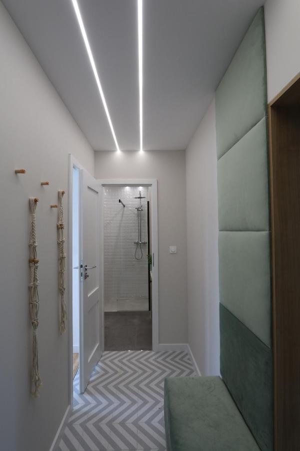 Romaszewskiego Zoliborz Bedroom Pokoj Metro Warschau Exterior foto