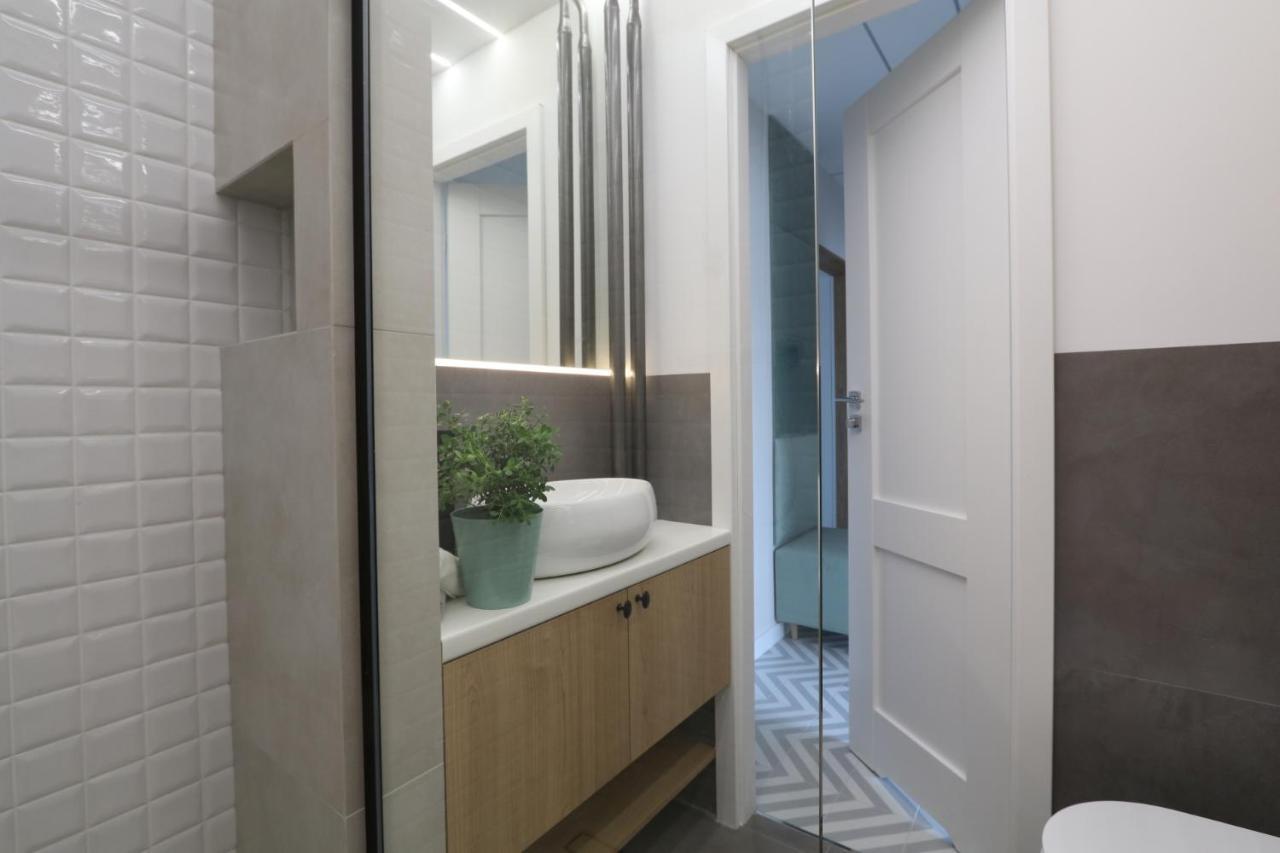 Romaszewskiego Zoliborz Bedroom Pokoj Metro Warschau Exterior foto