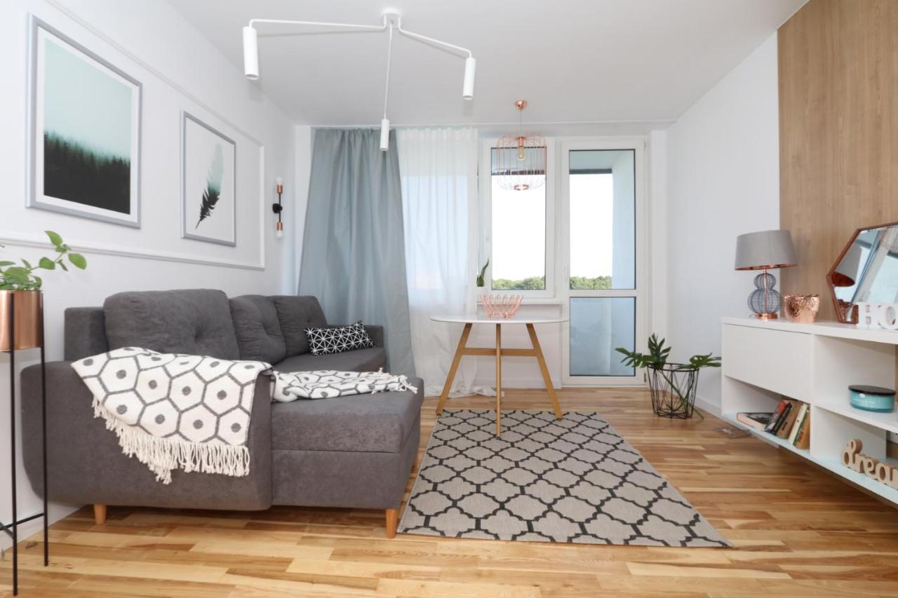 Romaszewskiego Zoliborz Bedroom Pokoj Metro Warschau Exterior foto