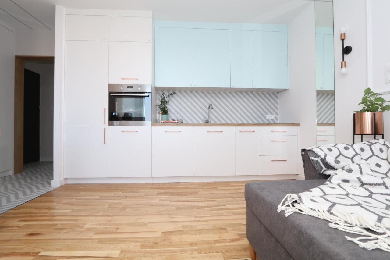 Romaszewskiego Zoliborz Bedroom Pokoj Metro Warschau Exterior foto