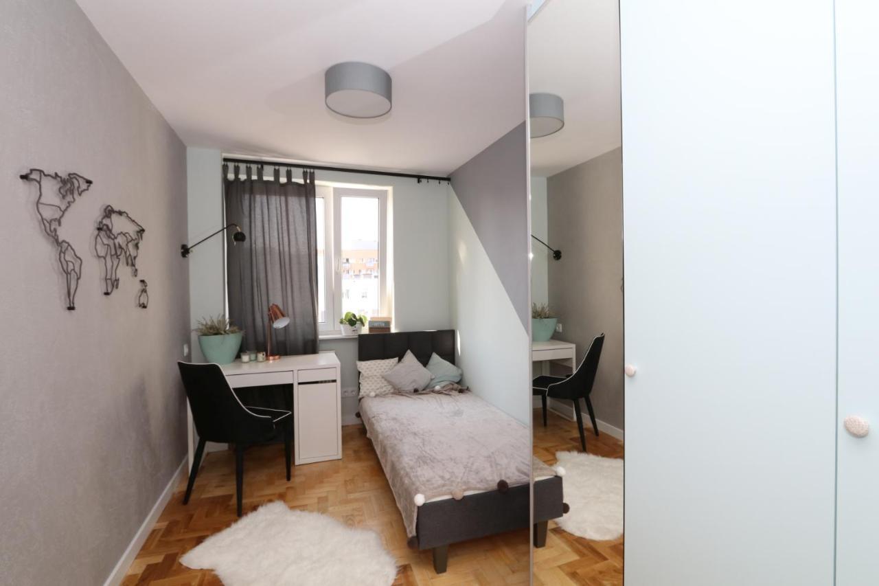 Romaszewskiego Zoliborz Bedroom Pokoj Metro Warschau Exterior foto