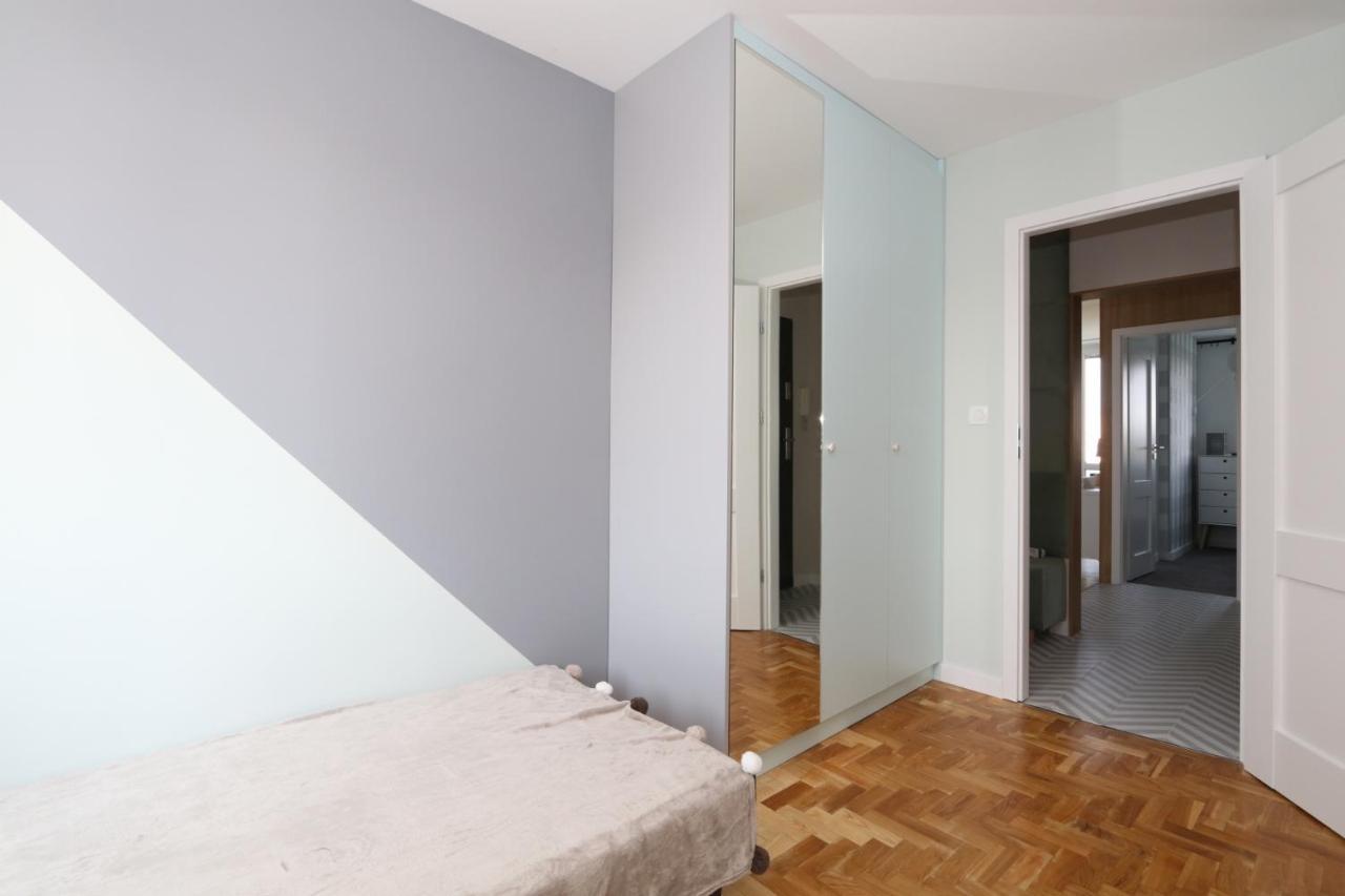 Romaszewskiego Zoliborz Bedroom Pokoj Metro Warschau Exterior foto
