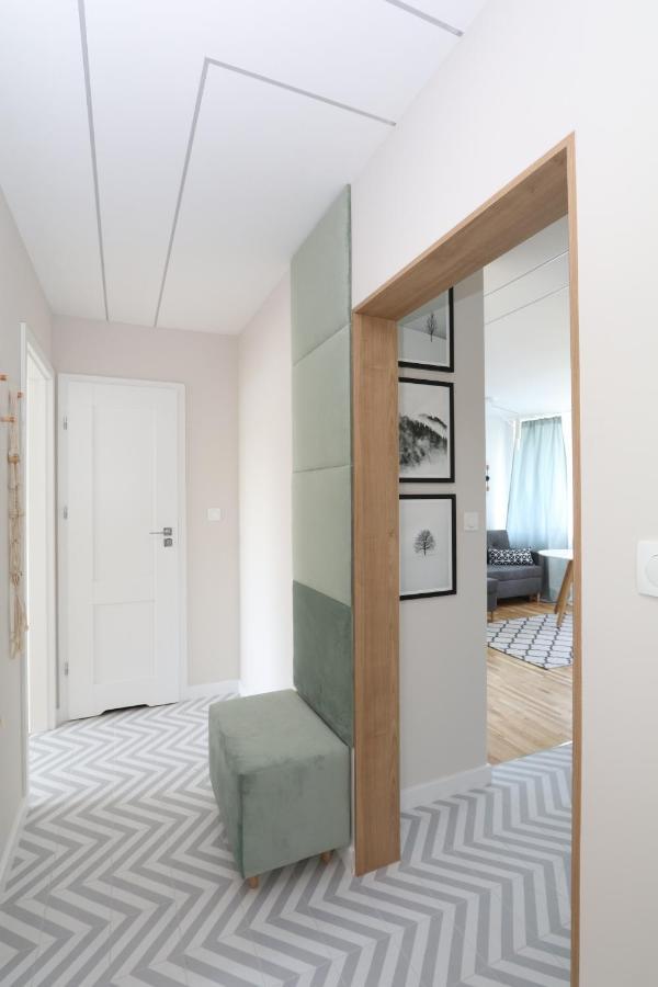 Romaszewskiego Zoliborz Bedroom Pokoj Metro Warschau Exterior foto
